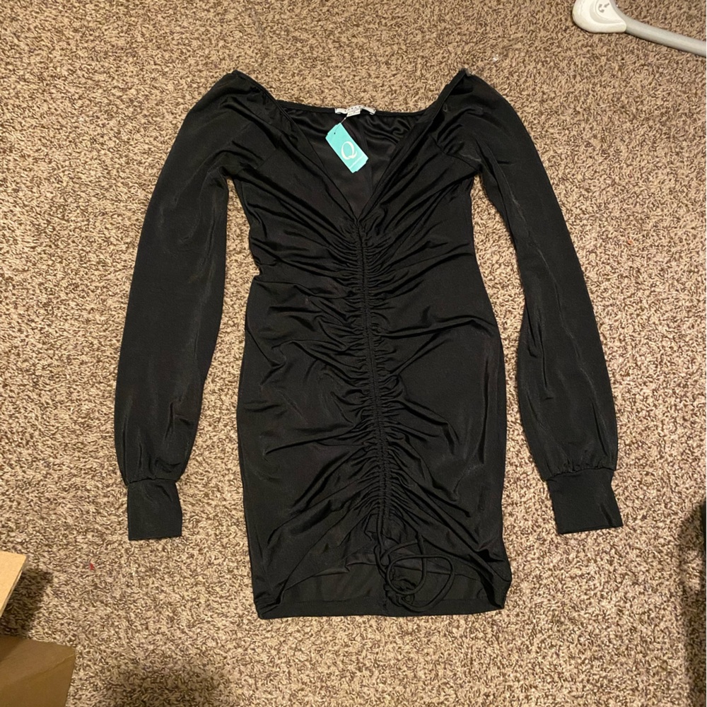 Mini black dress w/ sleeves
